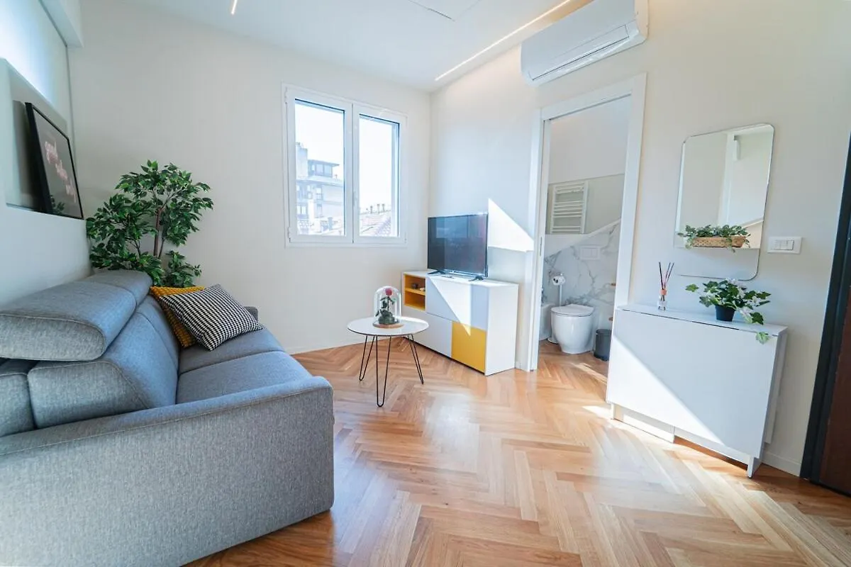 Brera Littlesuite Duomoview ميلان 0*,  إيطاليا